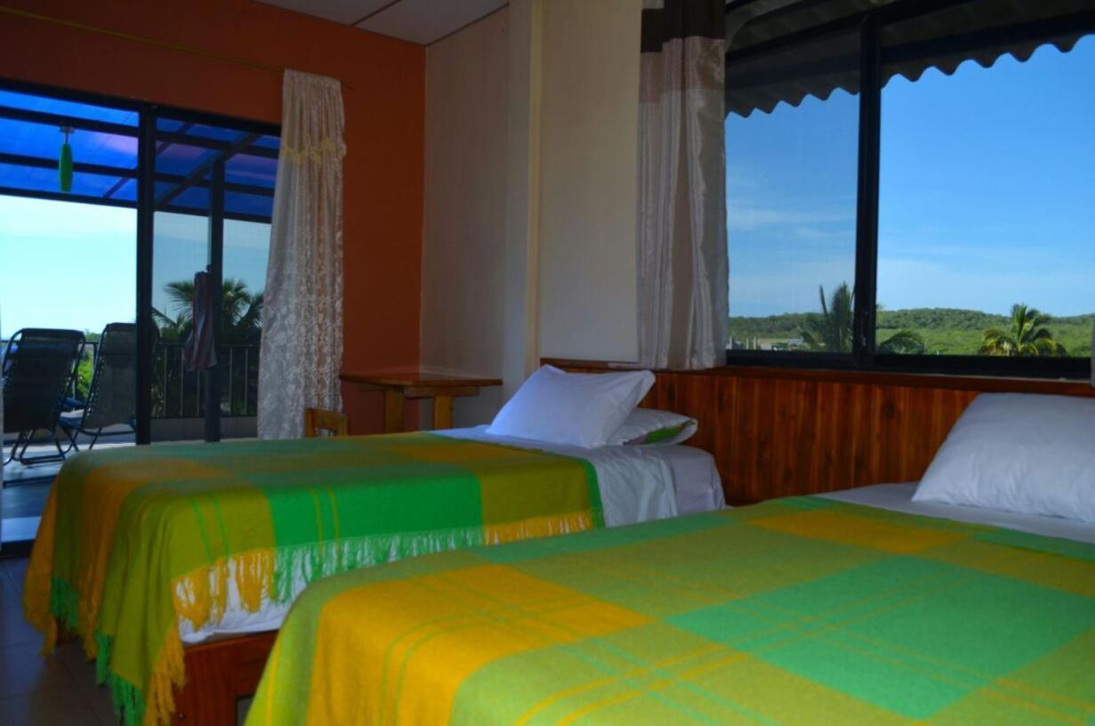 Dolphin House Hotel Пуерто Бакерисо Морено Стая снимка